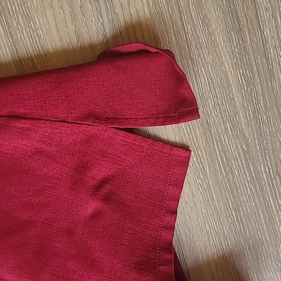EZS by Haggar Red Crop Sleeve Button Down Blouse Size Medium - Picture 5 of 8
